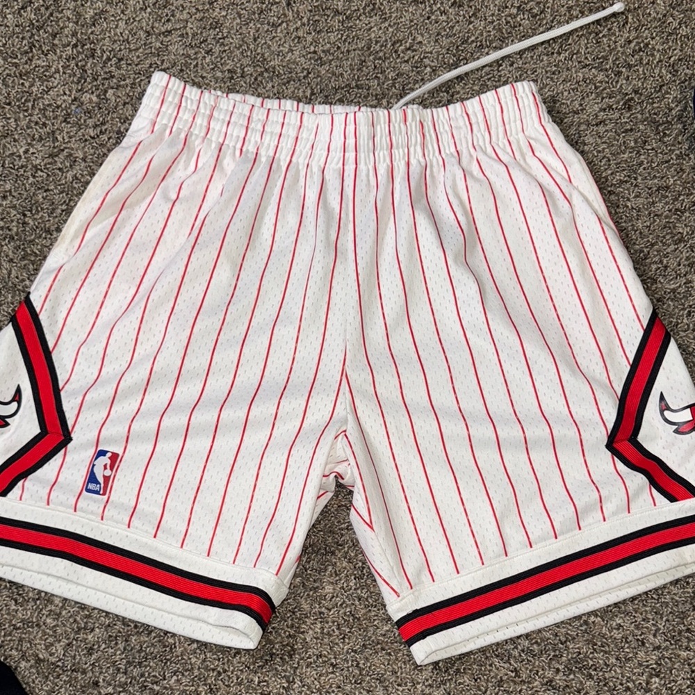 Mitchell & Ness White and Red Athletic Shorts Classic Design